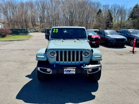Used 2023 Jeep Wrangler Sahara image 8