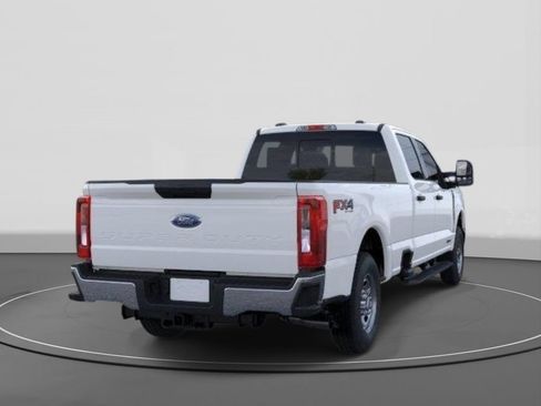 New 2026 Ford F250 XL w/ FX4 Off-Road Package AWD/4WD image 8