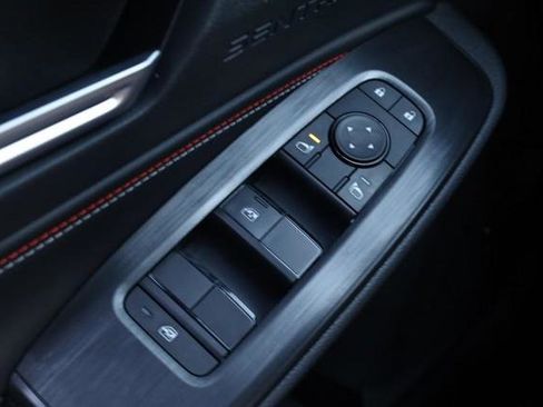 New 2026 Nissan Sentra SR FWD image 19