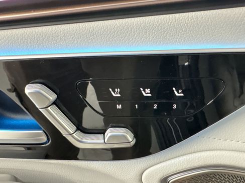 Certified 2023 Mercedes-Benz EQS 580 4MATIC Sedan image 20