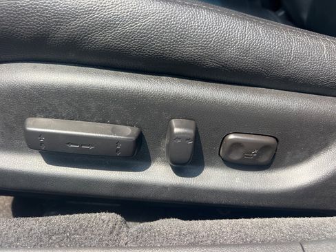 Used 2010 Acura TL FWD image 25
