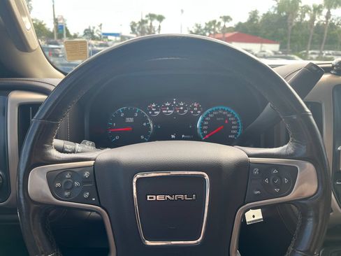 Used 2019 GMC Sierra 2500 Denali w/ Duramax Plus Package AWD/4WD image 17