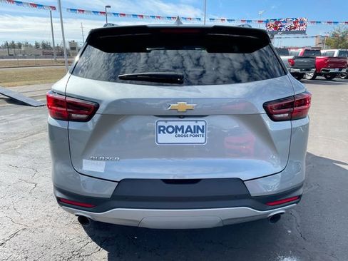 Used 2024 Chevrolet Blazer LT w/ Convenience Package image 4