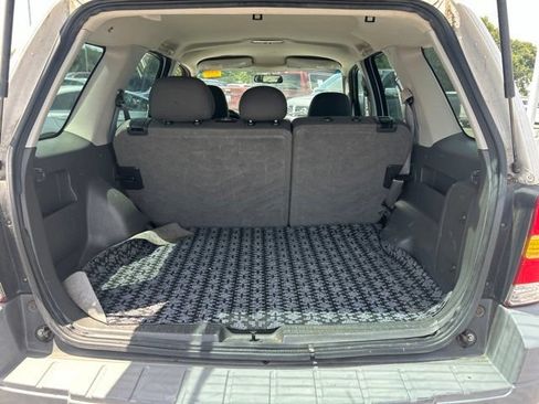 Used 2007 Ford Escape XLS FWD image 17