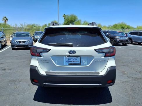 Used 2025 Subaru Outback Premium w/ Popular Package #1A image 18