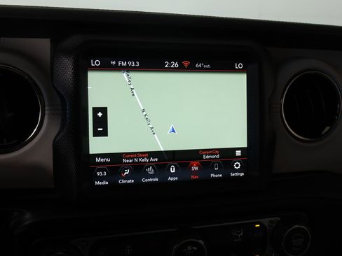 Used 2022 Jeep Gladiator Overland image 7