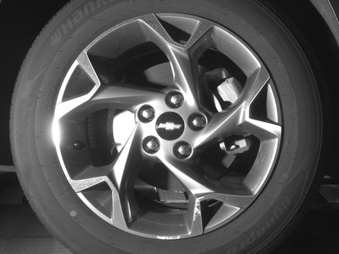 Used 2025 Chevrolet Trax LT w/ LT Convenience Package FWD image 13