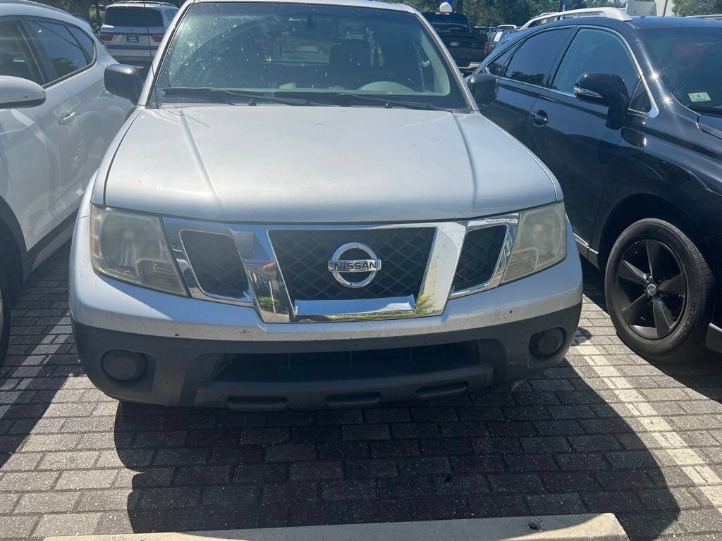 Used 2015 Nissan Frontier S RWD image 2
