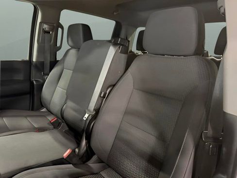 Used 2024 GMC Sierra 2500 Pro w/ Convenience Package image 11