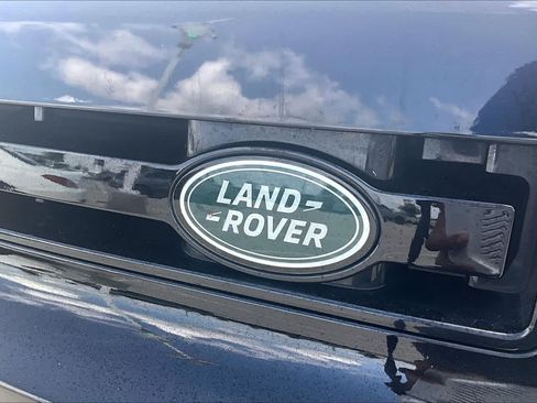 Used 2025 Land Rover Defender 110 X AWD/4WD image 29