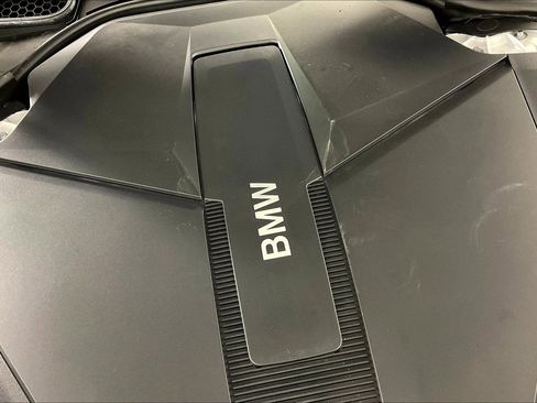 Certified 2024 BMW i7 eDrive50 image 34