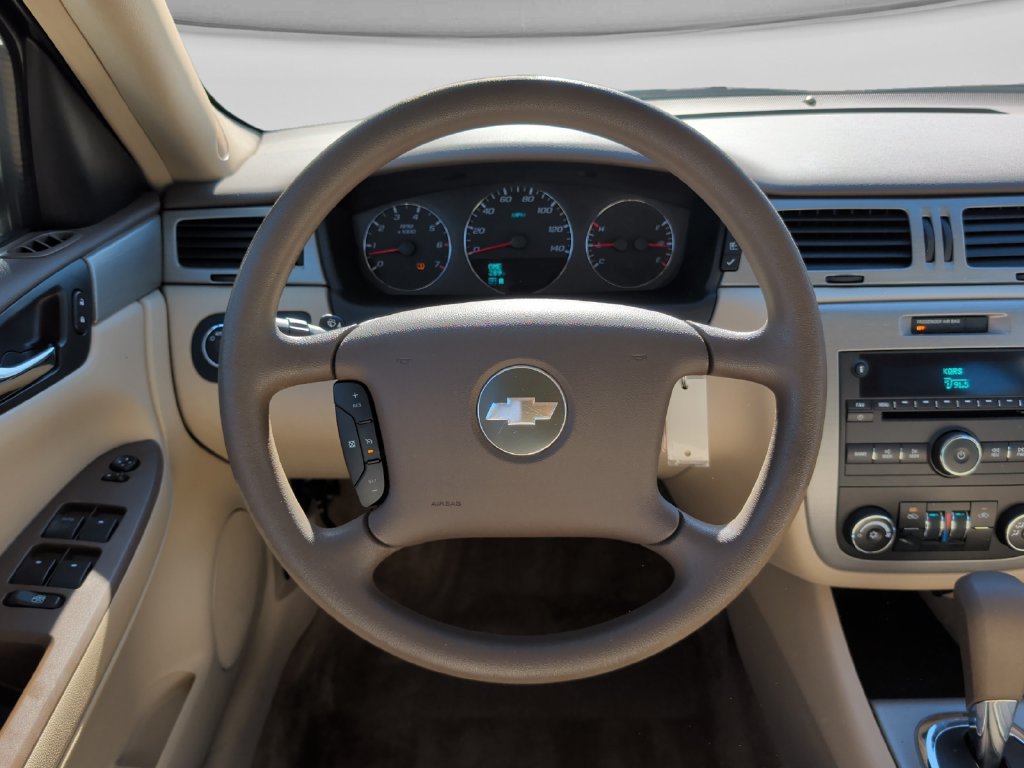 Used 2008 Chevrolet Impala LT FWD image 11