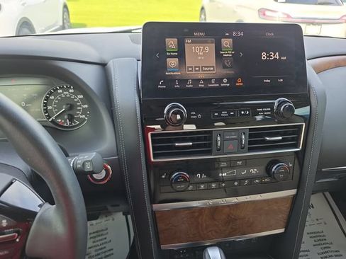 Certified 2023 Nissan Armada SL w/ Cargo Package AWD/4WD image 17