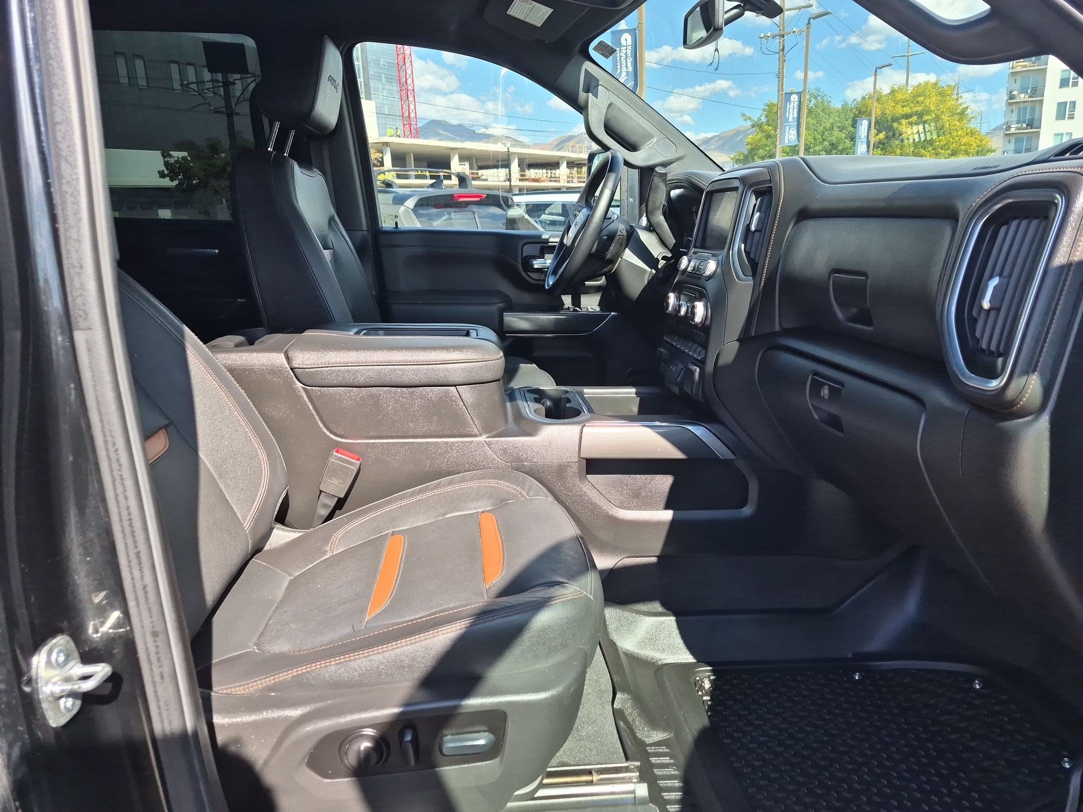Used 2022 GMC Sierra 2500 AT4 AWD/4WD image 30