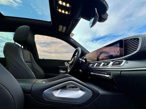 Used 2024 Mercedes-Benz GLE 450 4MATIC image 10