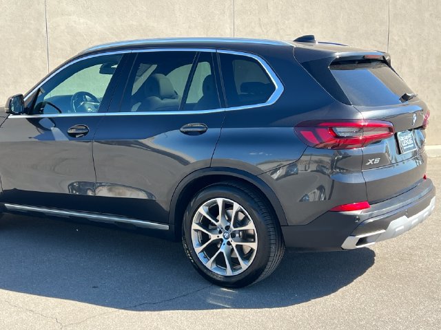Used 2023 BMW X5 xDrive45e AWD/4WD image 7