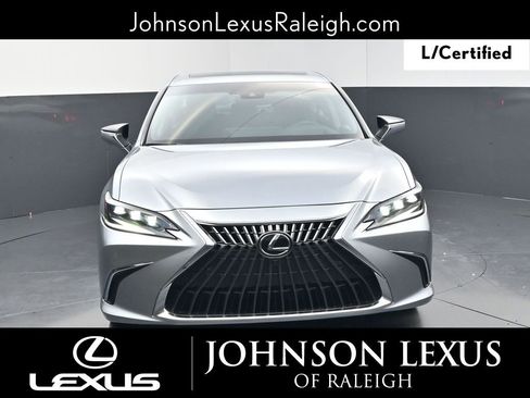 Certified 2023 Lexus ES 300h Ultra Luxury w/ Accessory Package (Z2) image 4