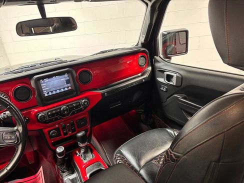 Used 2020 Jeep Wrangler Unlimited Sport S image 33