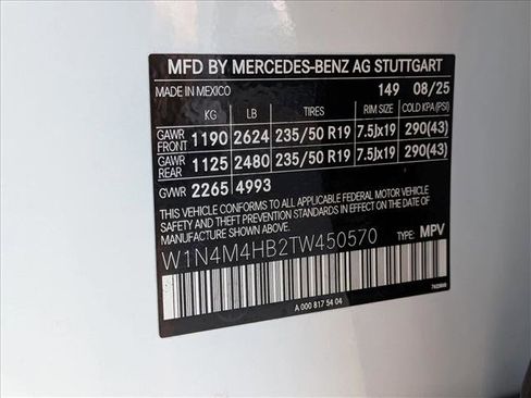 Certified 2026 Mercedes-Benz GLB 250 4MATIC image 24