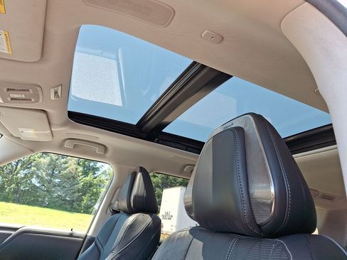Certified 2025 INFINITI QX80 Sensory AWD/4WD image 16
