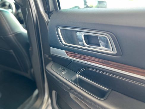 Used 2016 Ford Explorer Limited AWD/4WD image 49
