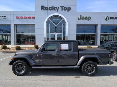 Used 2021 Jeep Gladiator Overland w/ Popular Equipment Package