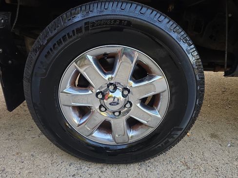 Used 2014 Ford F150 XLT w/ Equipment Group 302A Luxury image 29