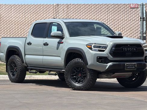 Used 2021 Toyota Tacoma TRD Pro AWD/4WD image 2