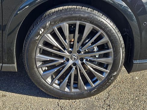 Certified 2025 Lexus RX 450h AWD w/ Convenience Package image 9