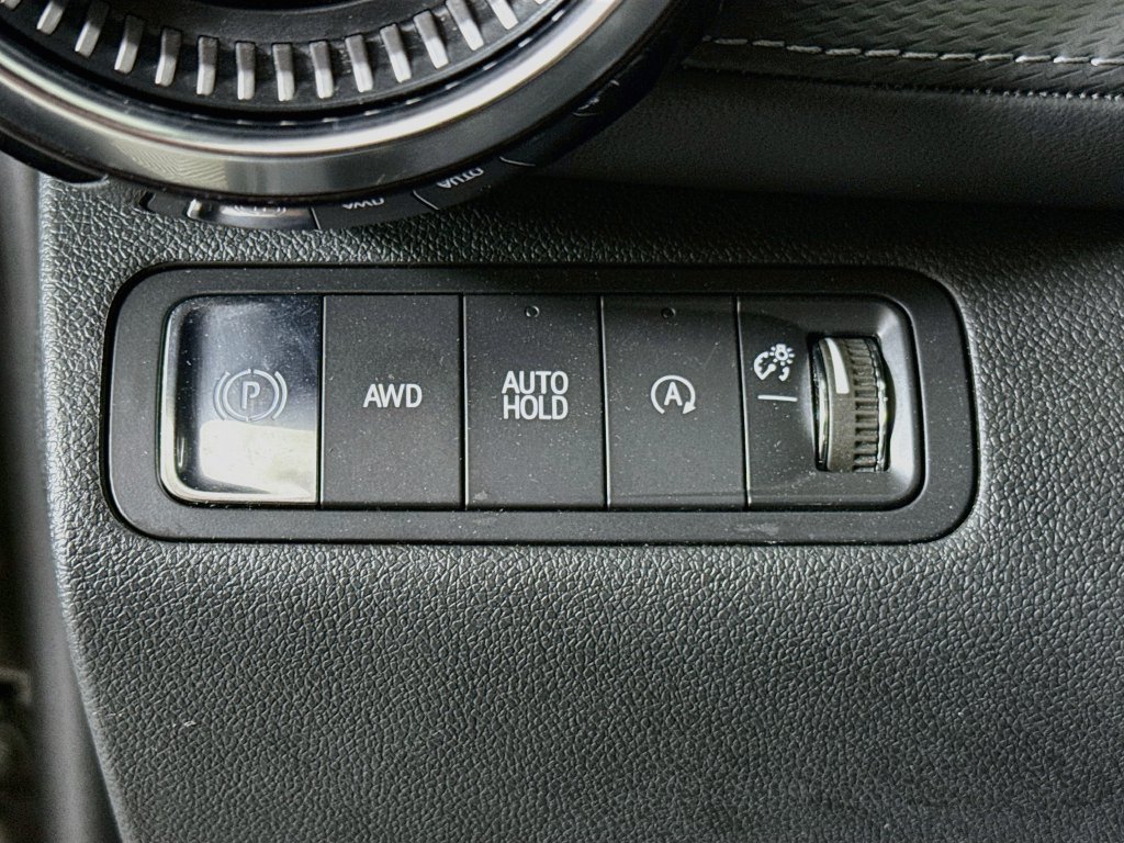Used 2025 Chevrolet Equinox LT AWD/4WD image 10