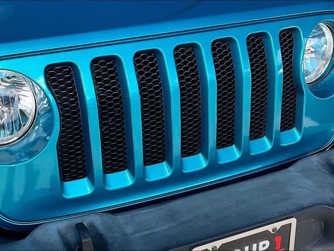 Used 2019 Jeep Wrangler Sport AWD/4WD image 28