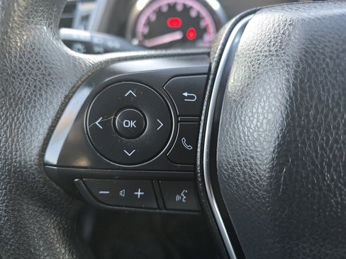 Certified 2020 Toyota Camry LE image 19