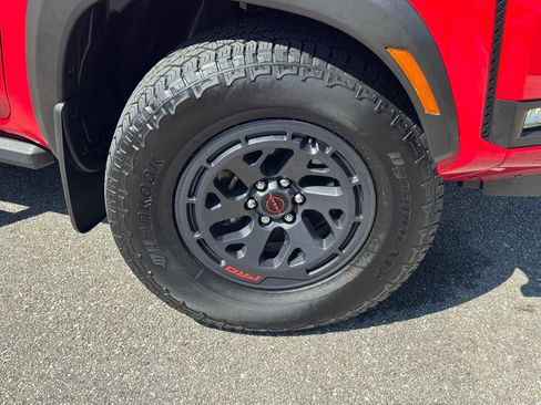 Certified 2025 Nissan Frontier PRO-4X w/ Pro Premium Package AWD/4WD image 11