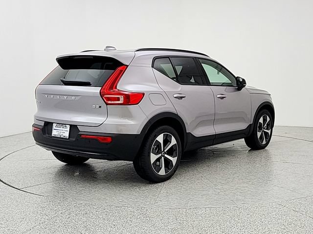 New 2026 Volvo XC40 B5 Plus w/ Protection Package Premier AWD/4WD image 5