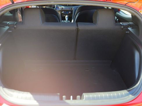 Used 2019 Hyundai Veloster 2.0 image 17
