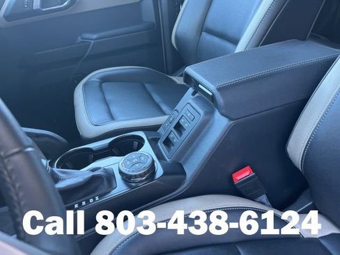 Used 2025 Ford Bronco Big Bend w/ Black Diamond Package image 10
