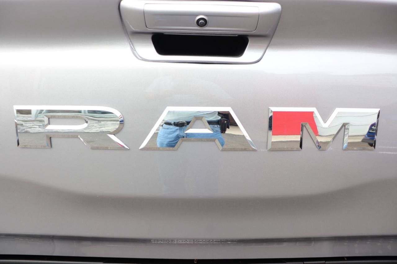 Used 2025 RAM 1500 Laramie AWD/4WD image 64