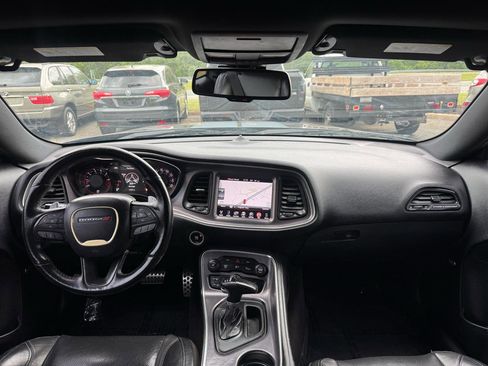 Used 2016 Dodge Challenger SXT Plus RWD image 35
