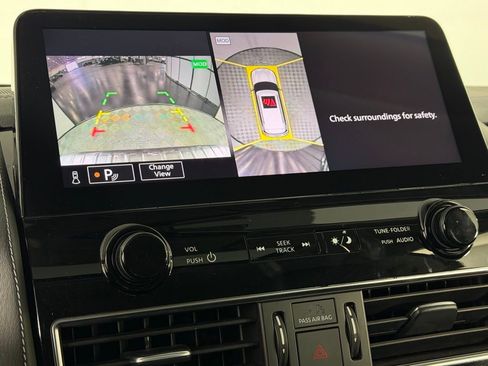 Used 2024 INFINITI QX80 Luxe image 17