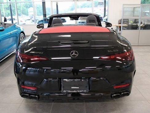 New 2023 Mercedes-Benz SL 63 AMG 4MATIC image 18