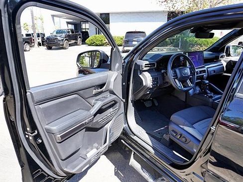 Used 2024 Toyota Tacoma TRD Off-Road w/ TRD Off Road Upgrade Package image 36