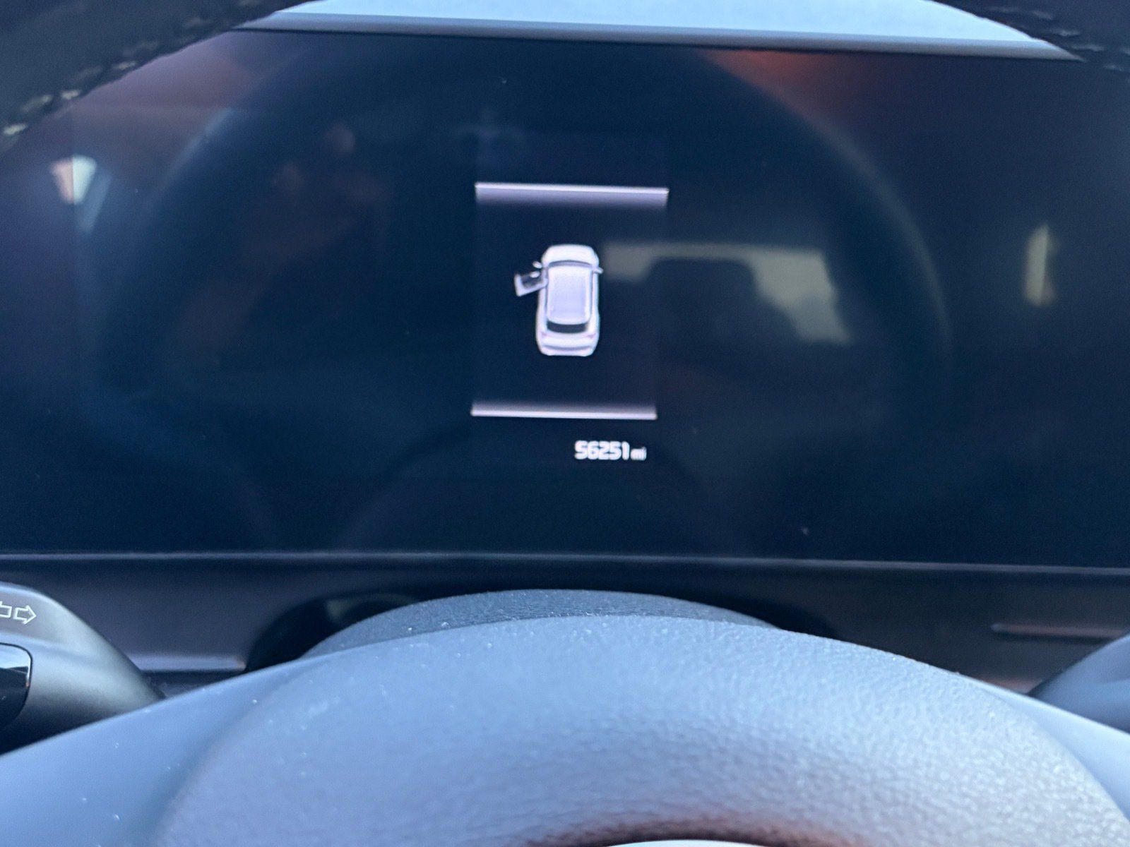 Used 2024 Kia Sportage EX FWD image 11