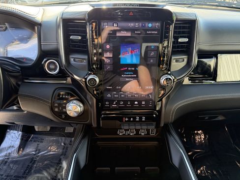 Certified 2025 RAM 1500 Limited image 21