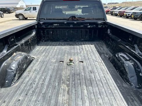 Used 2019 Chevrolet Silverado 3500 LT AWD/4WD image 9