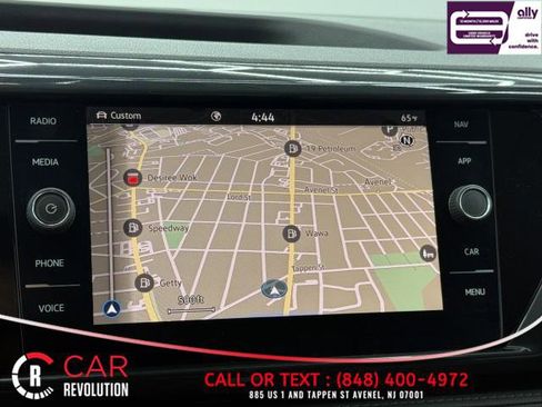 Used 2022 Volkswagen Taos SEL w/ Panoramic Sunroof Package image 27