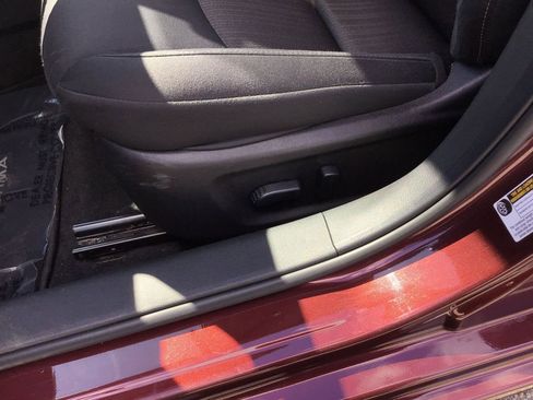 Used 2025 Nissan Altima 2.5 SV image 22