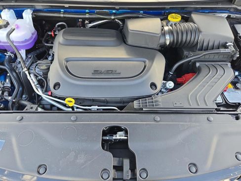 New 2026 Chrysler Pacifica Select image 33