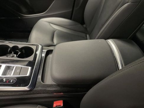 Used 2023 Audi Q7 2.0T Premium Plus w/ Premium Plus Package image 23