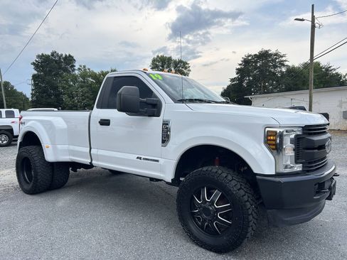 Used 2019 Ford F350 XL AWD/4WD image 4