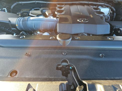 Used 2024 Toyota 4Runner SR5 Premium w/ Moonroof Package image 22